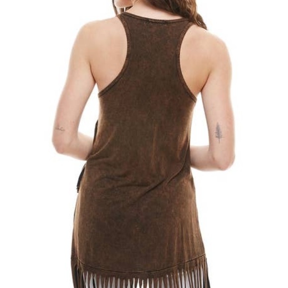 🔥🎉HP🎉Sleeveless Mineral Wash Fringe Tank Top - Picture 11 of 13